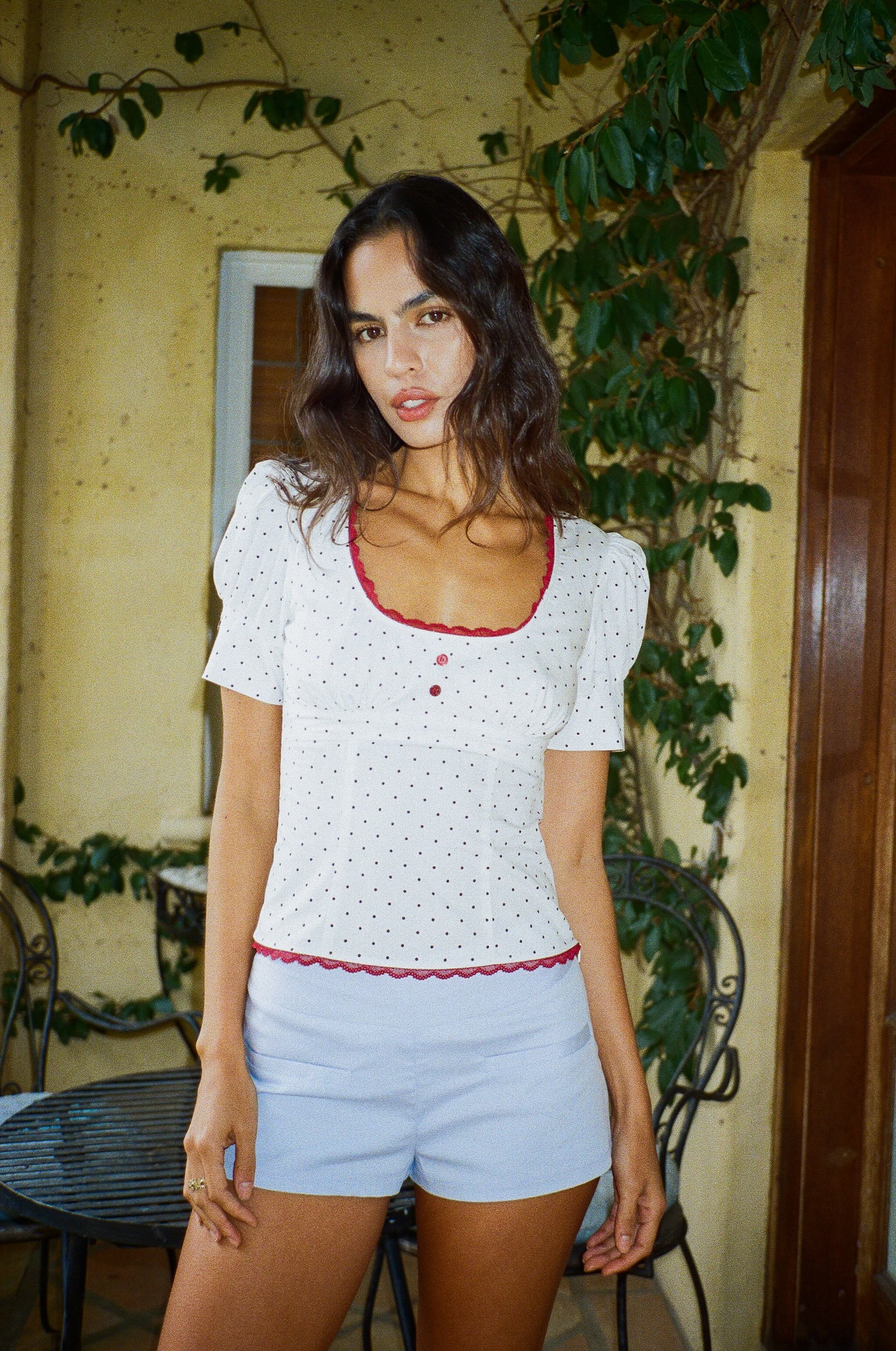 Minette Scoop Top