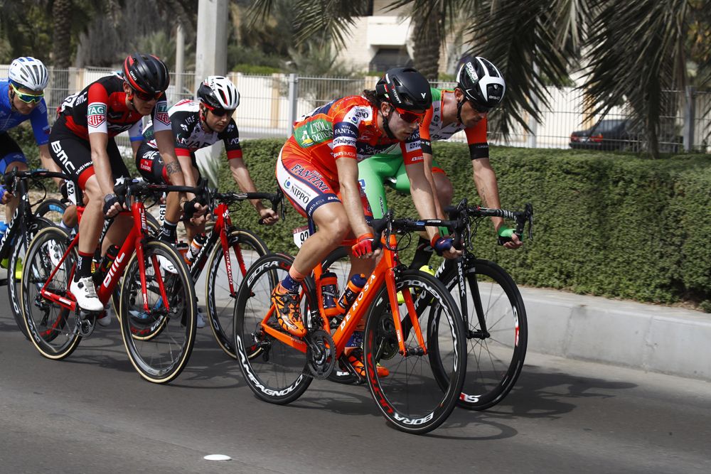 The break put two minutes into the bunch on stage 2 of the Abu Dhabi Tour
