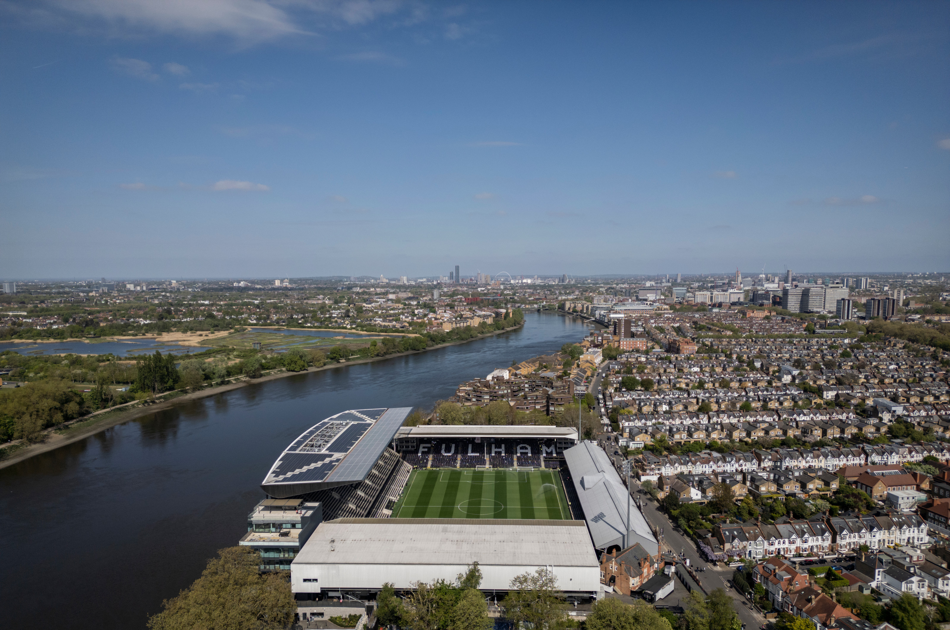 Fulham FC's new Riverside Stand (at left) by Populous