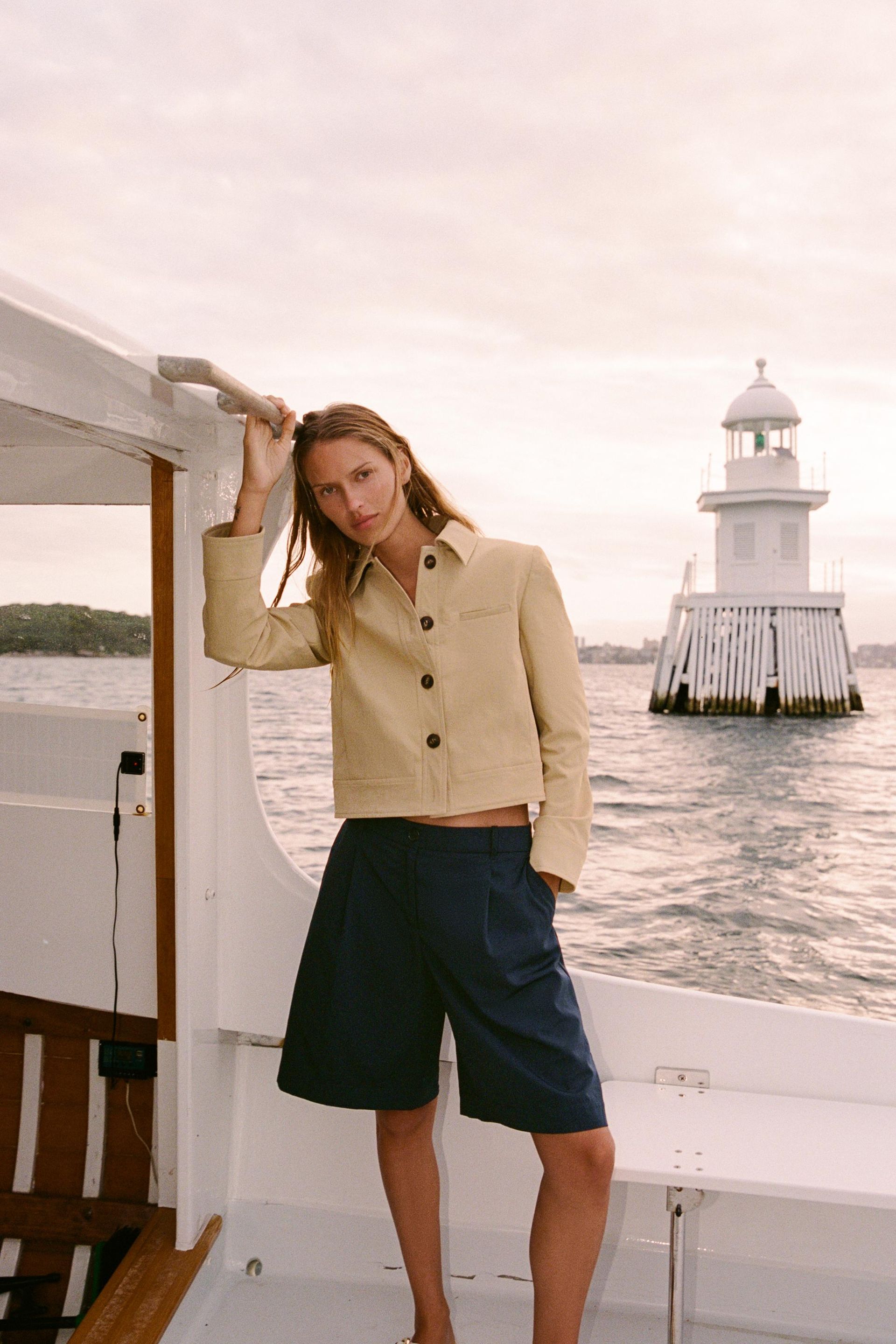 Long Bermuda Shorts With Darts