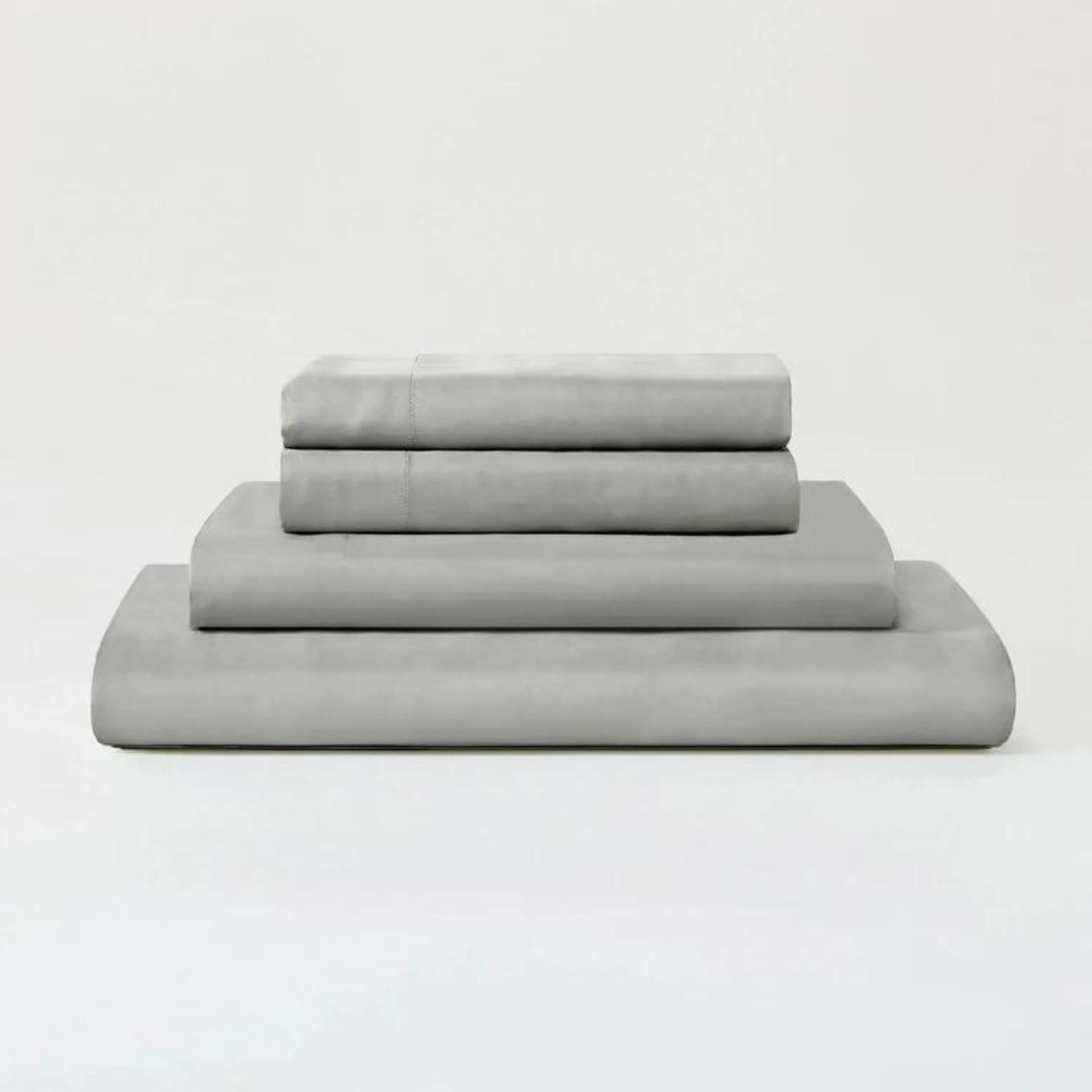 I'm a bedding tester this is the worst bed sheet color Homes & Gardens