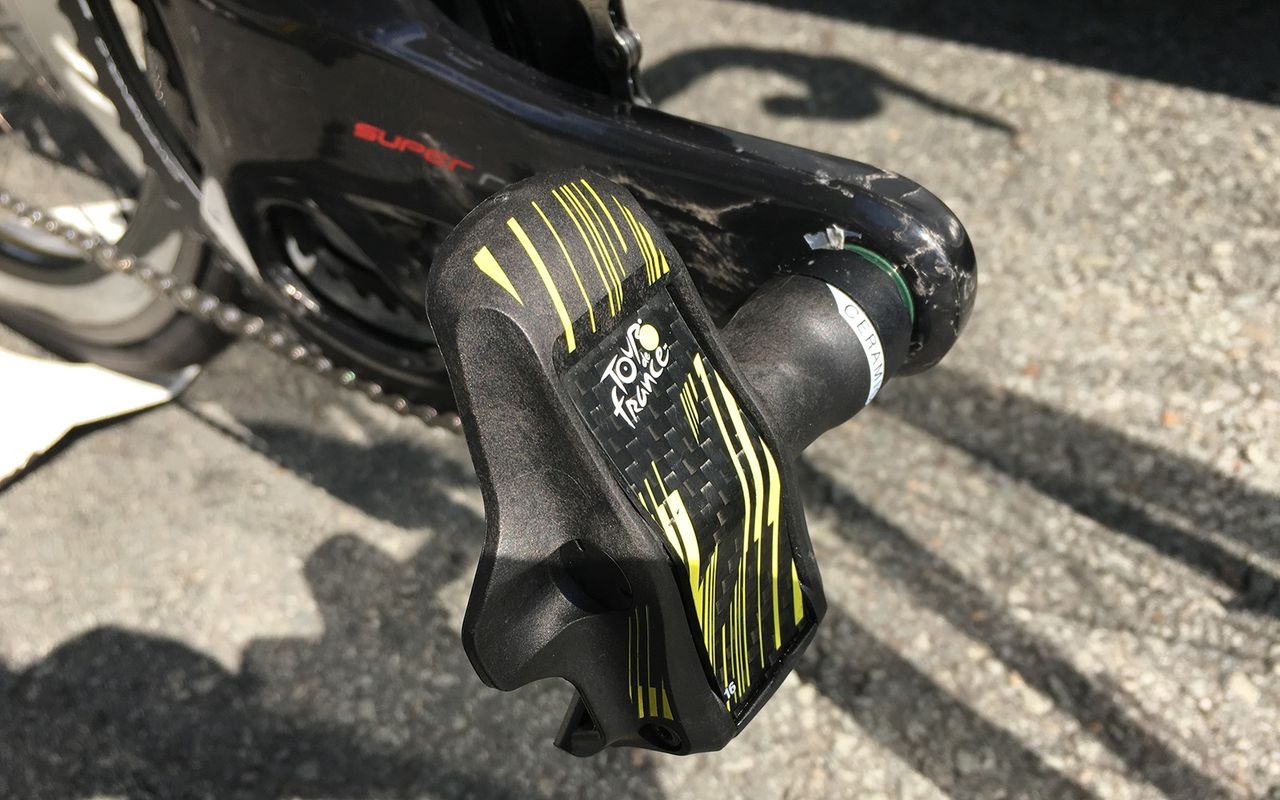 Dan Martin is racing with special Tour de France edition Look Keo Blade Carbon pedals