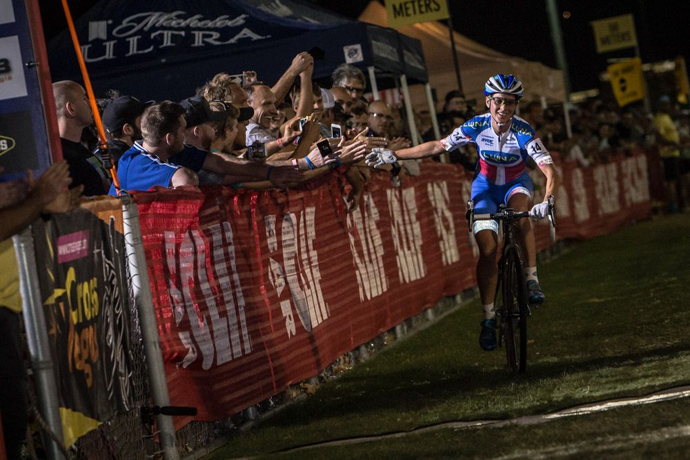 Katarina Nash (Luna) cheered by the crowd on the way to the win