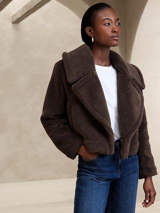 A model wears a Banana Republic Vintage Faux Fur Jacket
