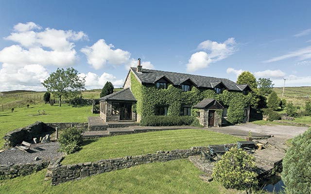 Lower Aushaw Farm