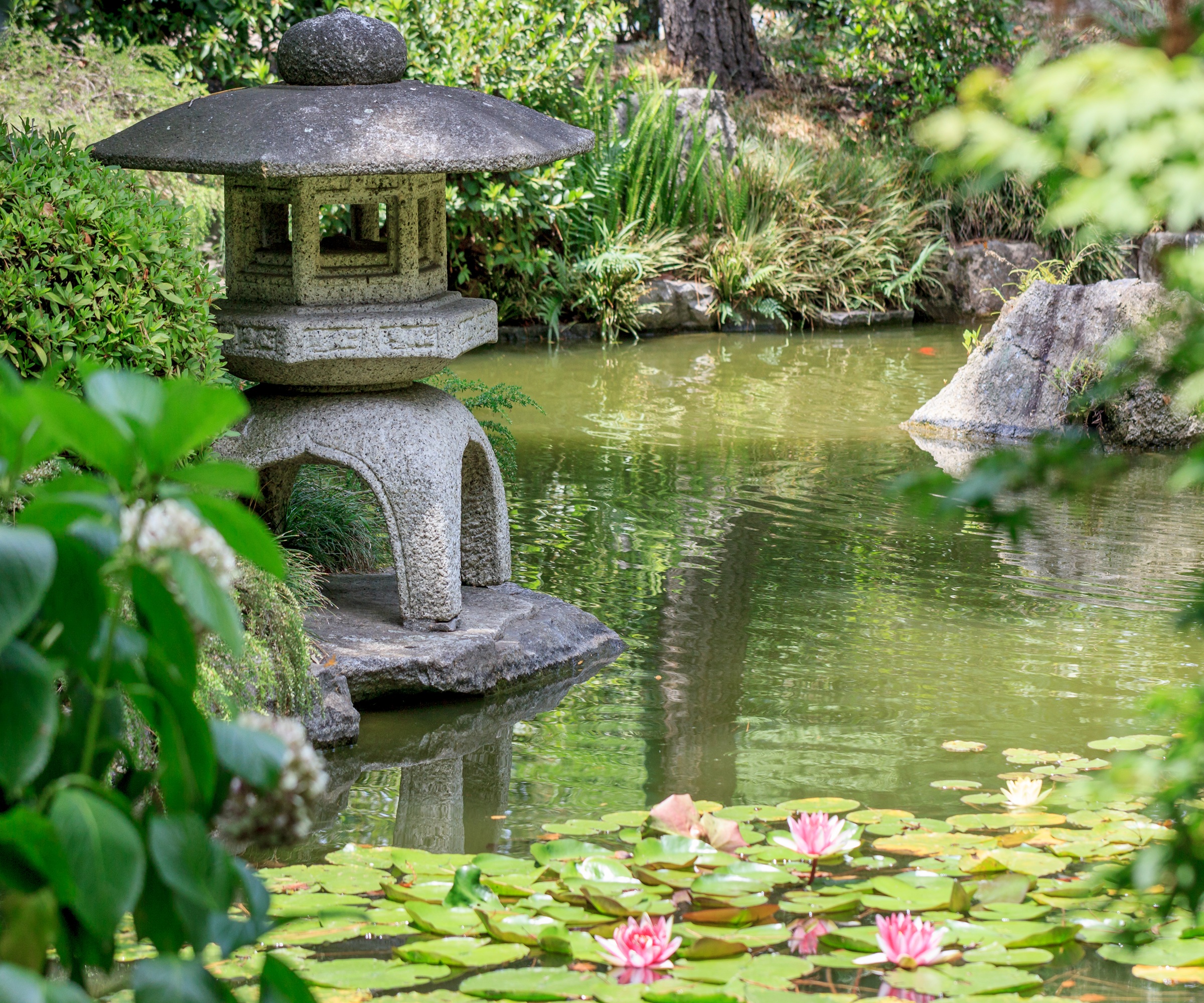 Stone lantern, Japanese garden