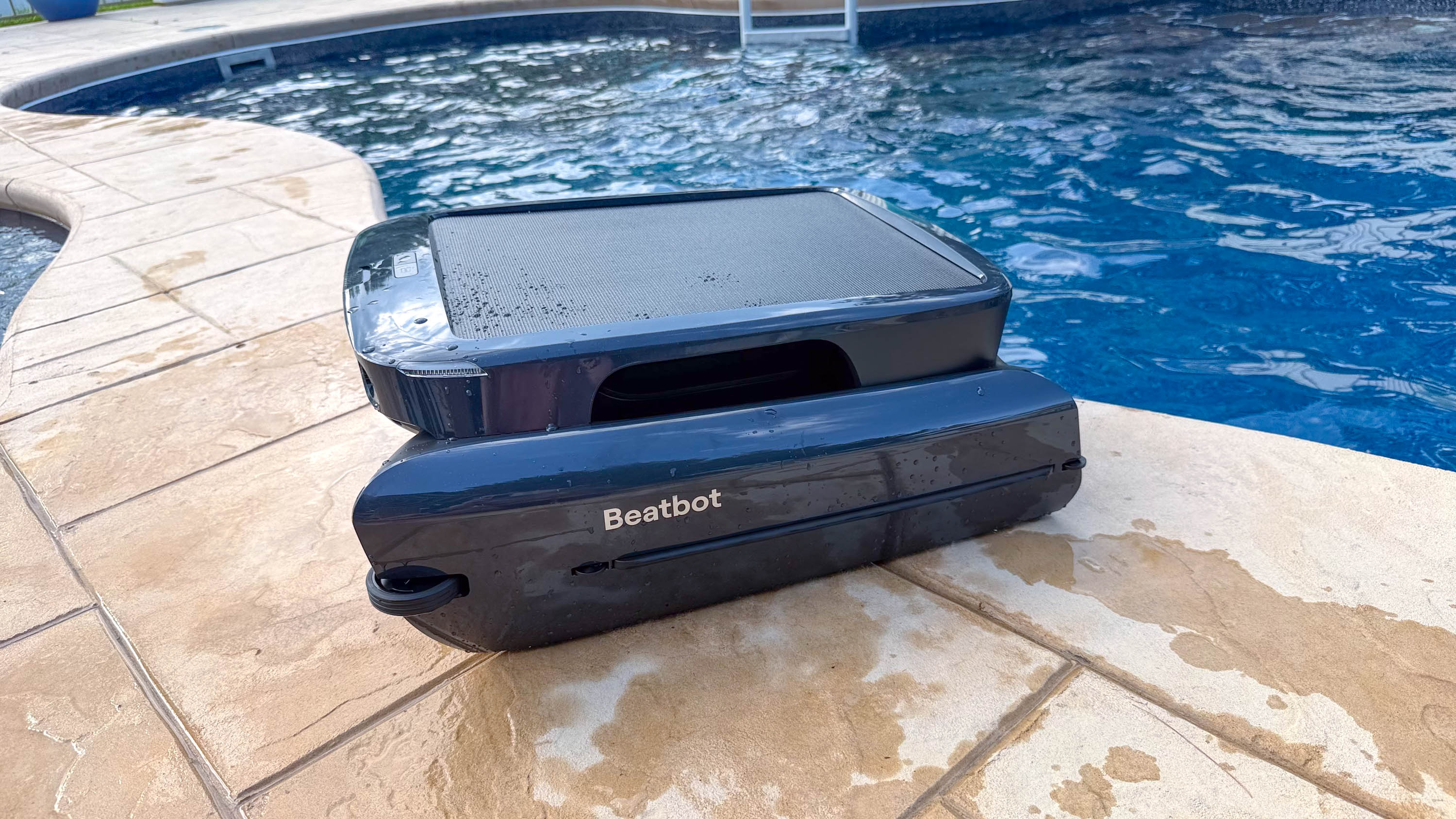 BeatBot iSkim skimmer shown in the pool