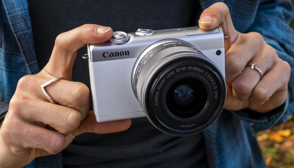 Bukser Statistikker løber tør Canon EOS M200 camera review | Space