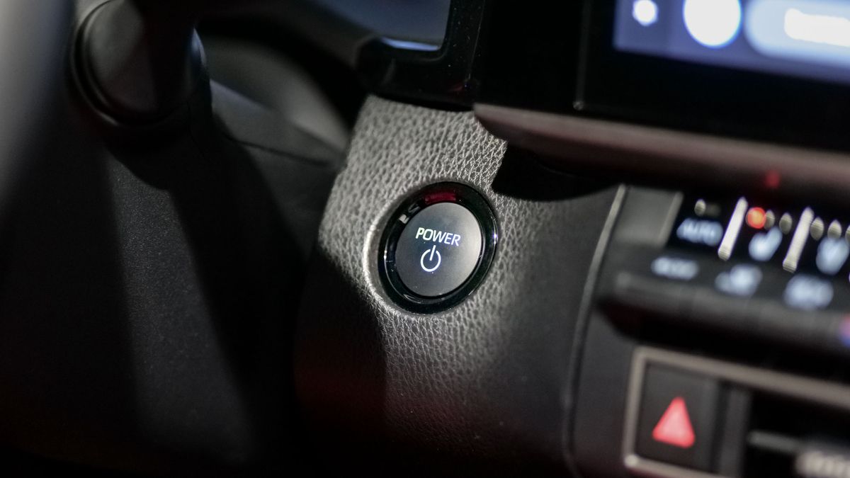 2025 Toyota Camry Hybrid XSE test drive review.