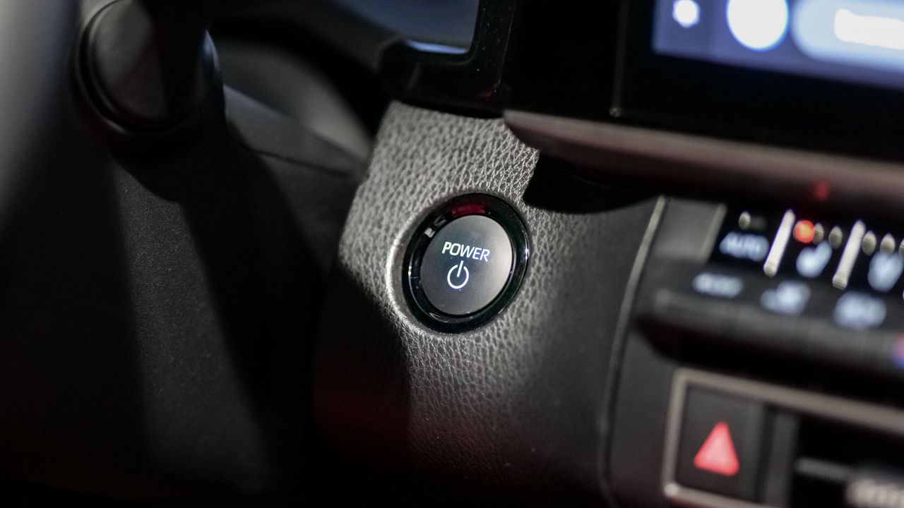 2025 Toyota Camry Hybrid XSE test drive review.