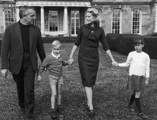 grace kelly, Prince Rainier III of Monaco and their children Albert and Caroline