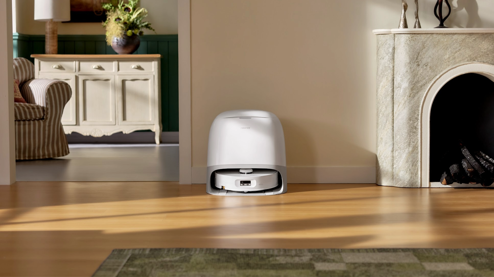 The Roborock Qrevo Curv2 Flow