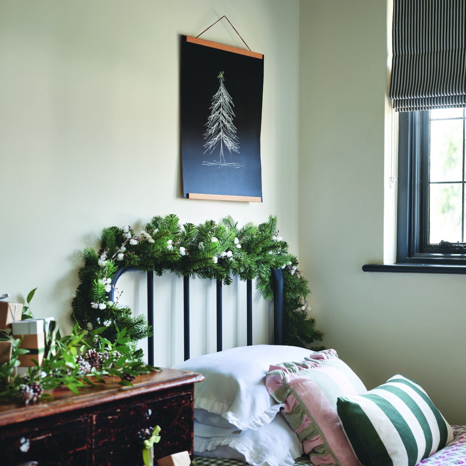 How to decorate a small bedroom for Christmas | Ideal Home