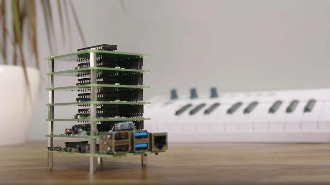 Simon's new instrument, the Synth6581