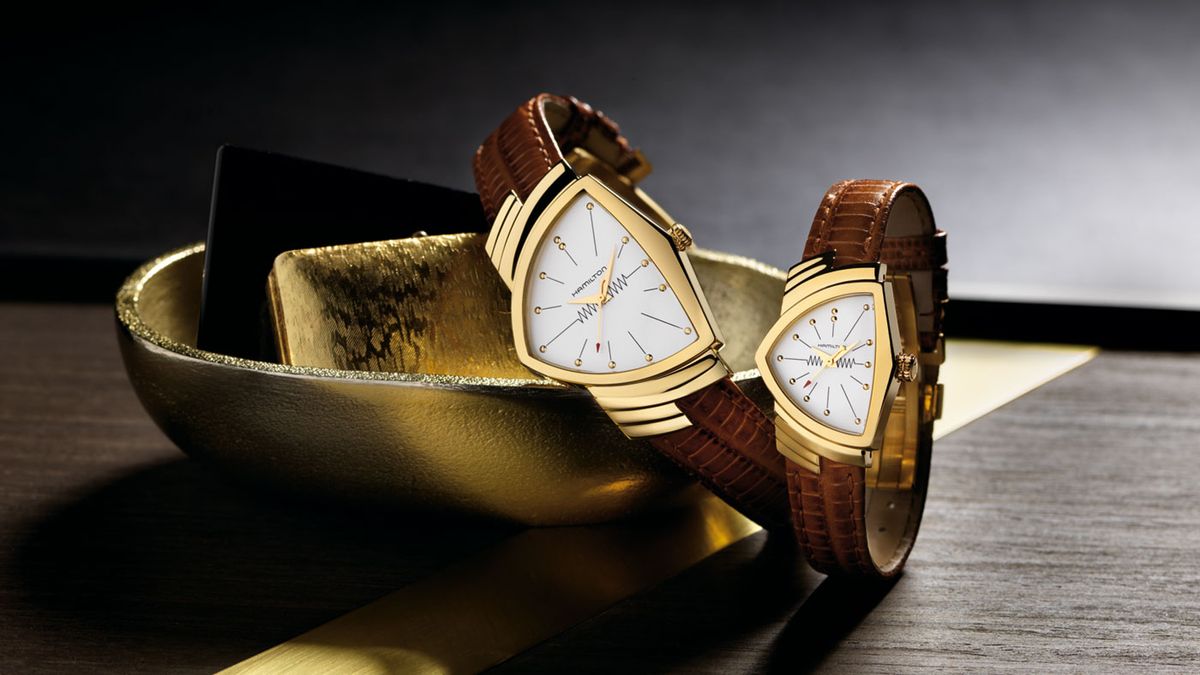 時計 Hamilton ventura Ventura Quartz - Dial color:Black - H24411732 | Hamilton Watch