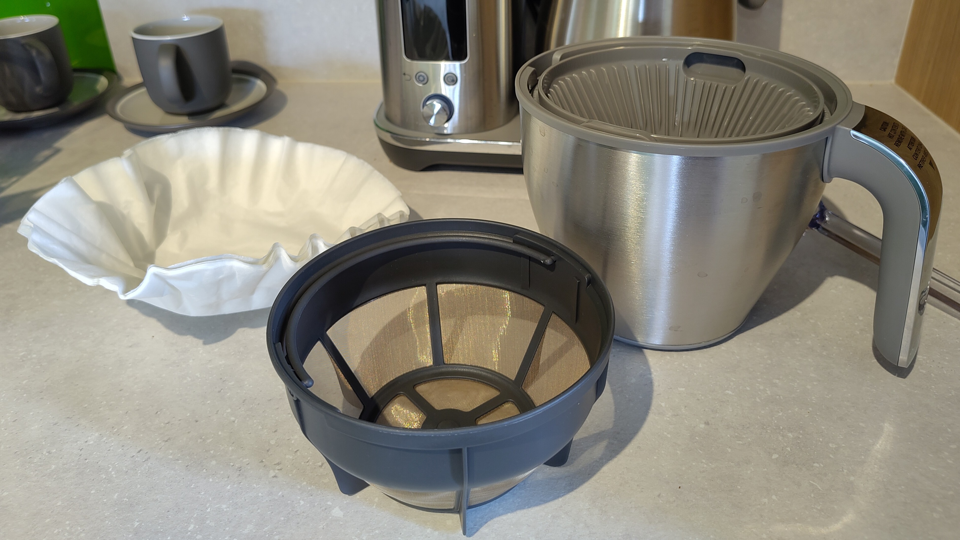 Sage Luxe Brewer Thermal with reusable mesh filter and filter papers