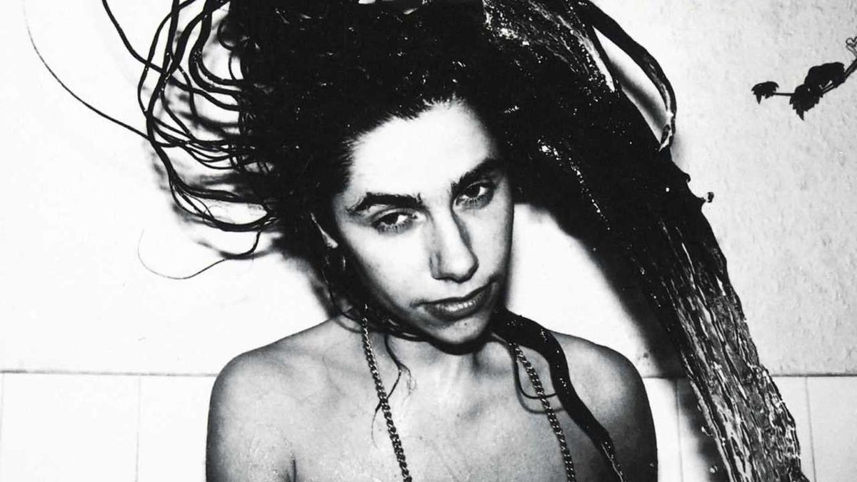 PJ Harvey - Rid Of Me cover art detail