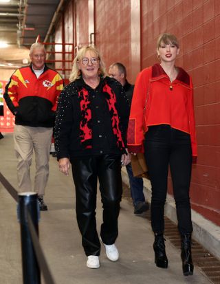 Taylor Swift and Donna Kelce arrive at the Chiefs game wearing coordinating sweaters and black pants