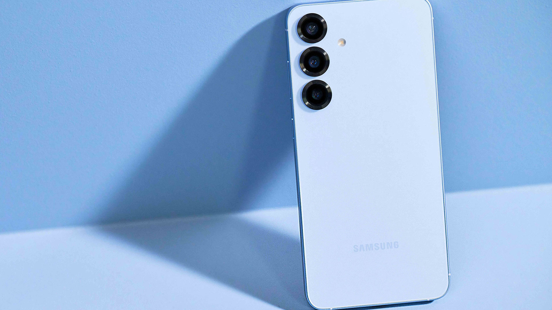 The Samsung Galaxy S25 in icy blue