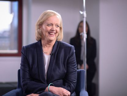 Meg Whitman shows support for Hillary Clinton.