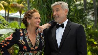 Julia Roberts and George Clooney in Ticket to Paradise