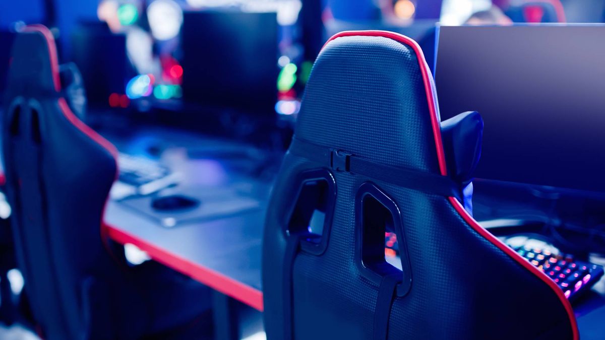 Gaming Chairs vs Office Chairs which seat is right for your setup