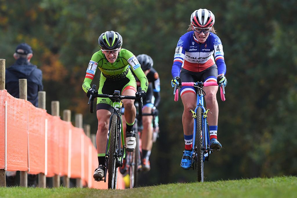 Kaitlin Antonneau (Cannondale-Cycrocrossworld.com) and Caroline Mani (Raleigh-Cl&eacute;ment ProTeam)