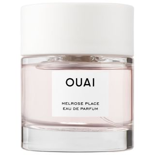 Xb68eMwFCtqbTARrhQB3g-320-80 شامبو جاف جديد من OUAI: تمت مراجعته بواسطة محرر تجميل