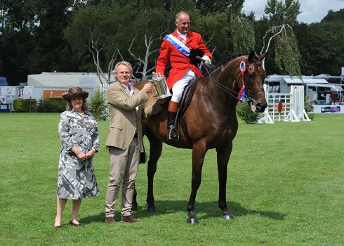 horseno934_rihs14pn_26958.jpg