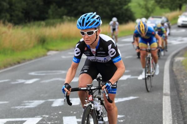 Emma Pooley (Garmin-Cervelo) on "Hankaberg", followed by Emma Johansson (Hitec Products)