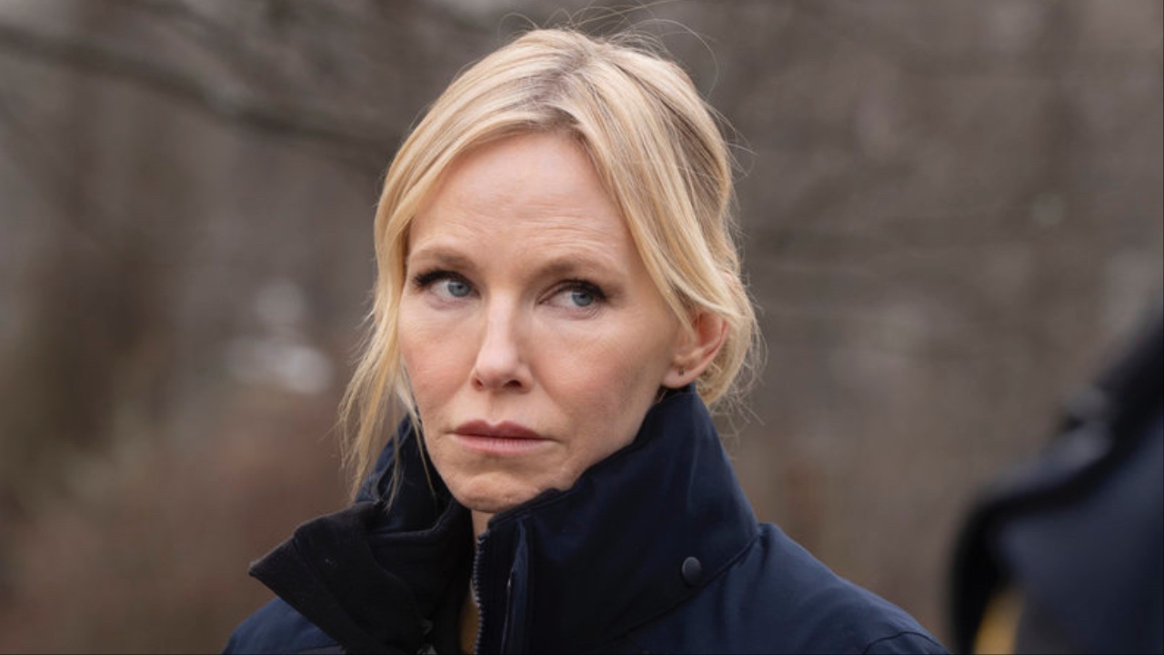Kelli Giddish as Sgt. Amanda Rollins in Law &amp; Order: SVU Season 26x18