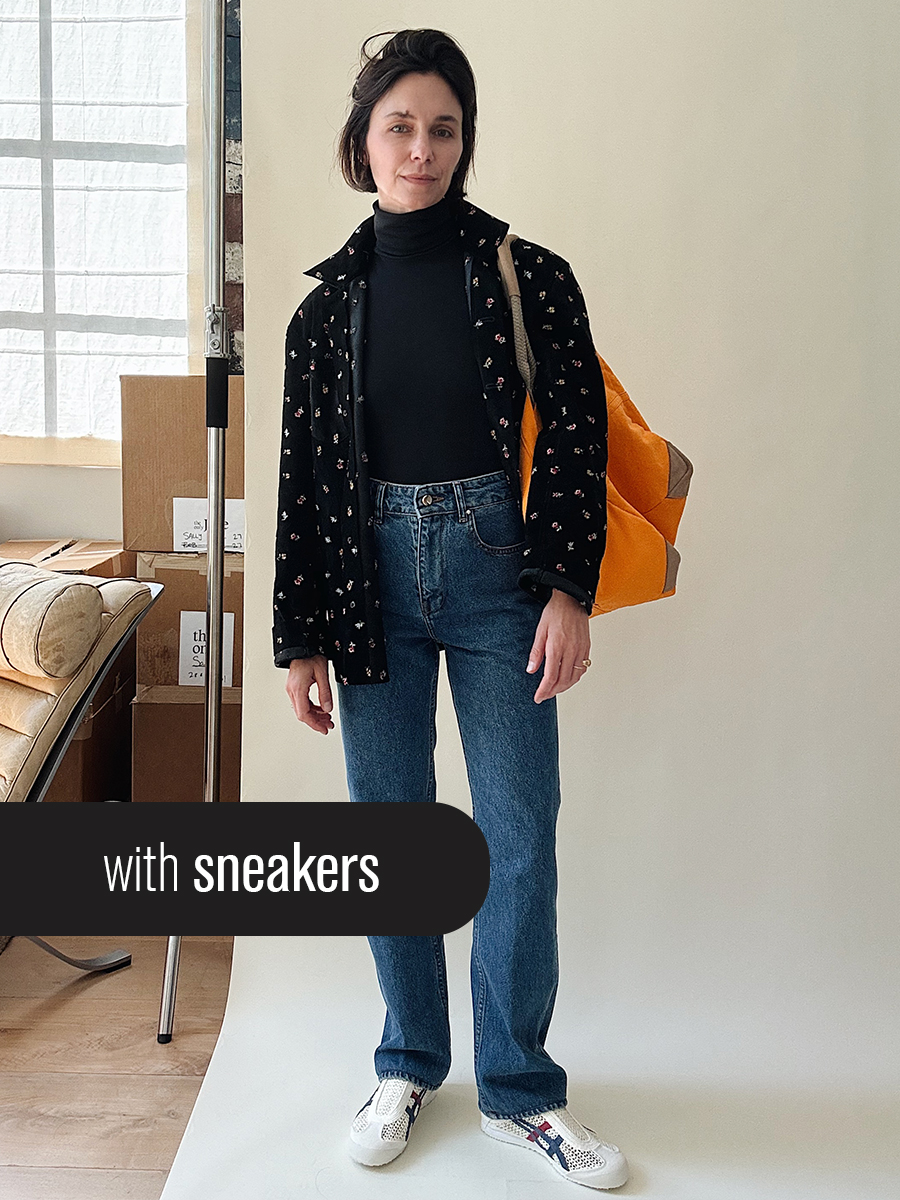 Jane Herman wearing skinny jeans with sneakers