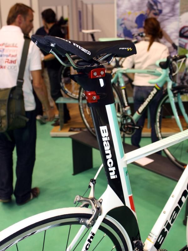 The aluminum seatmast head on the Pico Crono boasts a wide range of fore-aft adjustability.