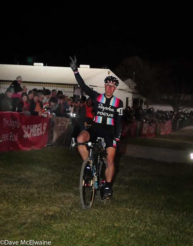 Jeremy Powers (Rapha Focus) managed to drop Ben Berden with just a half lap to go and take the win at Jingle Cross