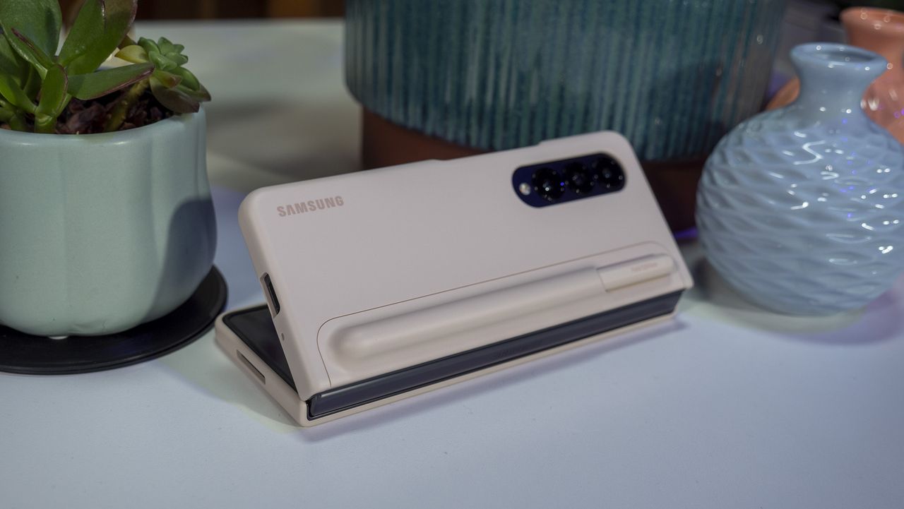 Samsung's new Note case for the Samsung Galaxy Z Fold 4