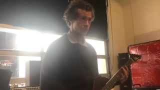 Stranger Things 4': Watch Eddie Munson Actor Practice Metallica