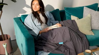 How heavy should a weighted blanket be? sleep and wellness tips