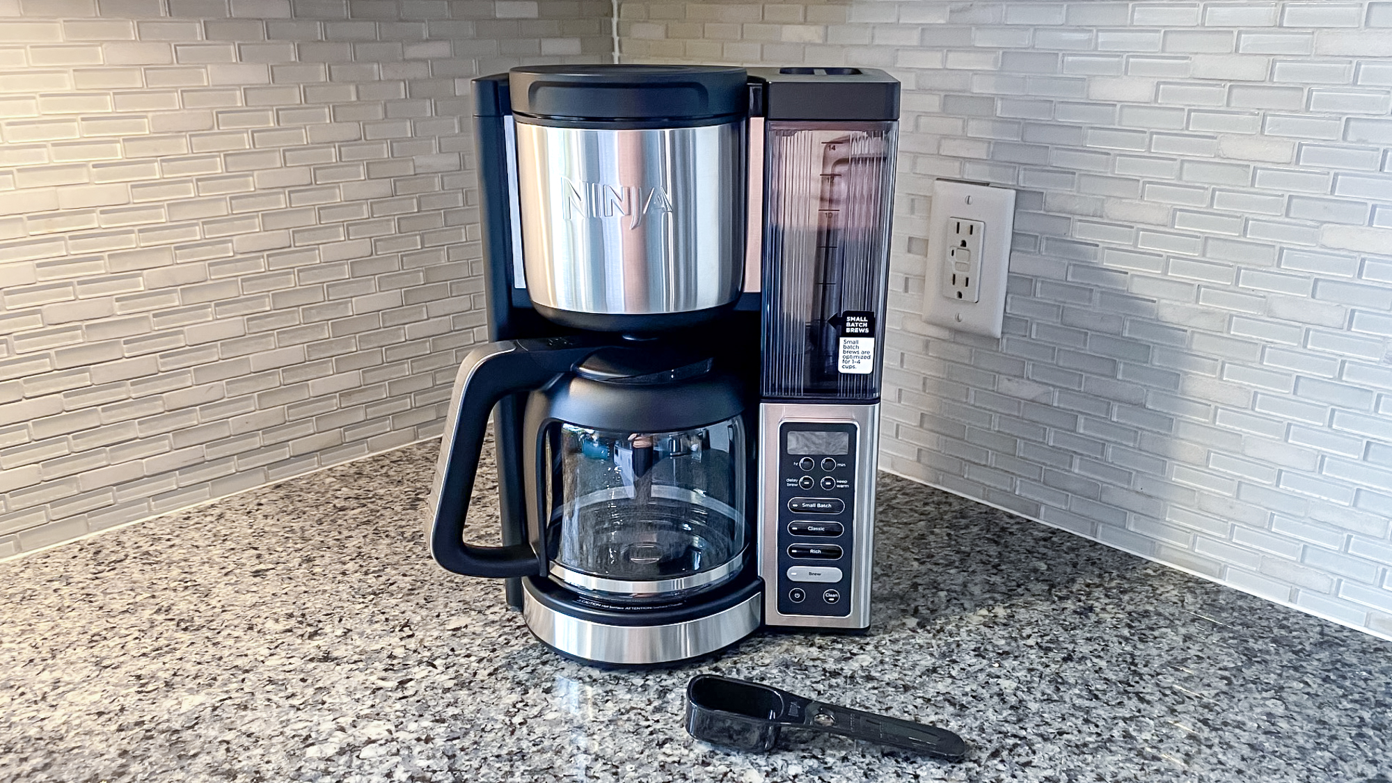 Ninja Fresh Brew 14-Cup Programmable Coffee Maker Review