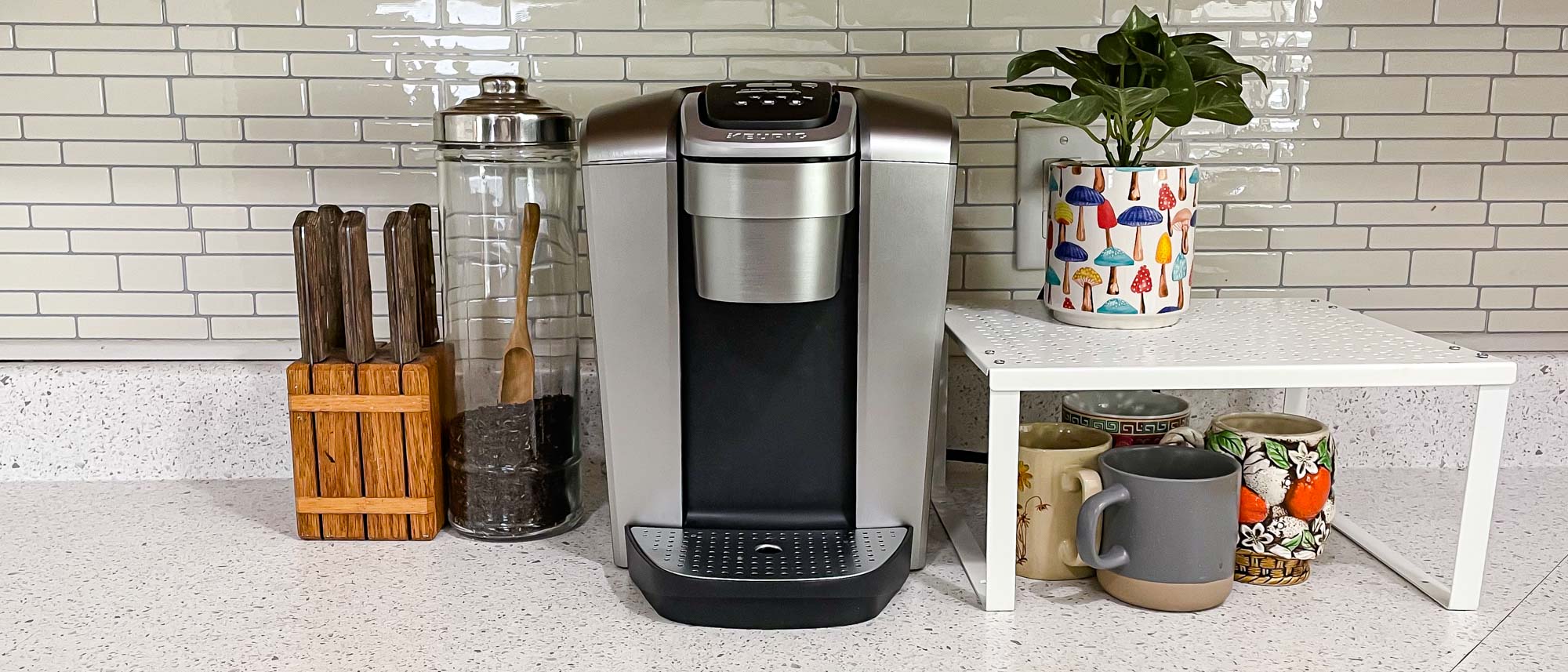 Keurig C K-Elite Maker, Single Serve K-Cup Pod Brewer, With Iced Coffee  Capability, Brushed Silver Plus Extra Filter Included, 75oz