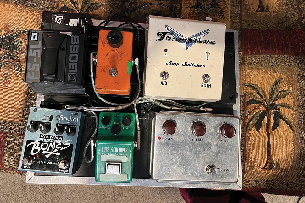 George Lynch shows us what’s on his pedalboard | Guitar World