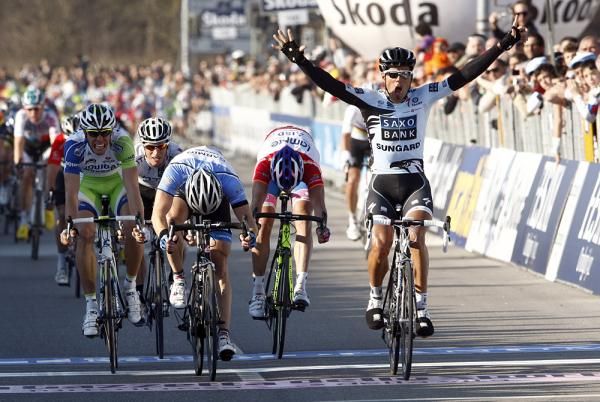 JJ Haedo (Saxo Bank Sungard) wins stage three of Tirreno-Adriatico.