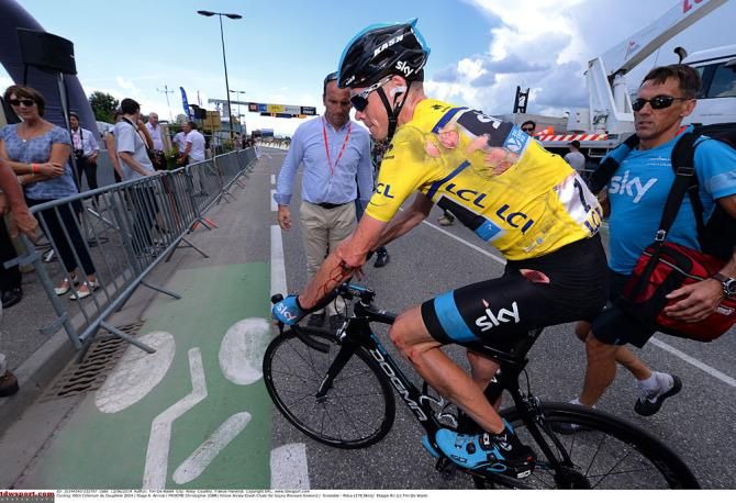 It was pretty clear that Chris Froome took a hard crash