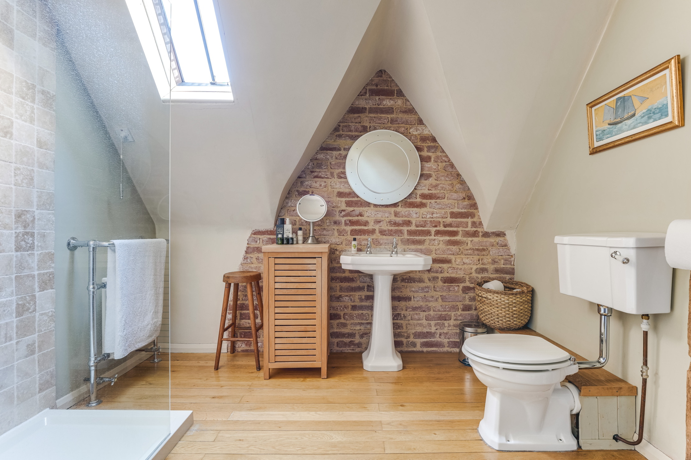 Images of Vine Cottage in Essex