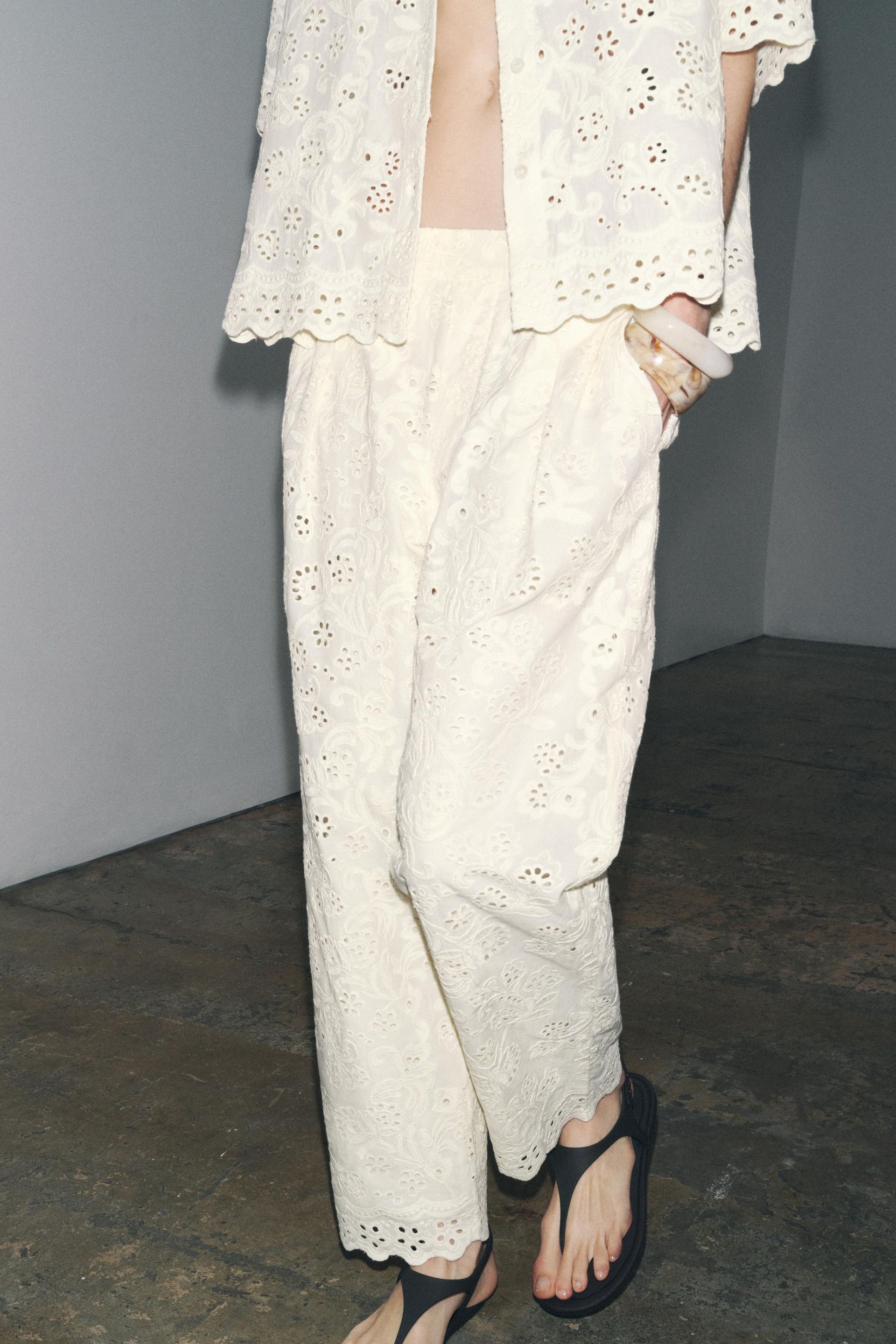Zw Collection Pants With Perforated Embroidery