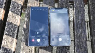 iPhone 12 Pro Max vs Samsung S21 Ultra