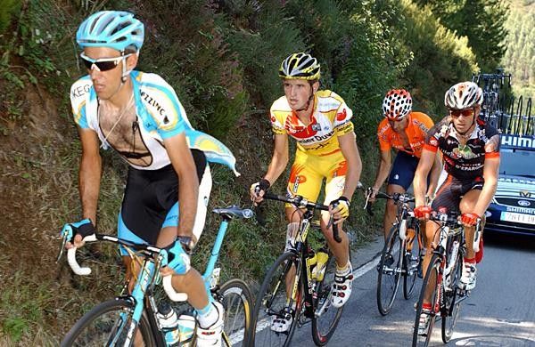 Carlos Barredo (Astana) bridged up to the break with three more riders