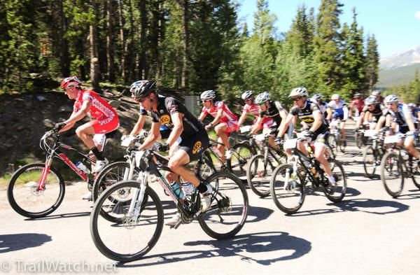 Pro Men cornering on the climb up Boreas Pass.