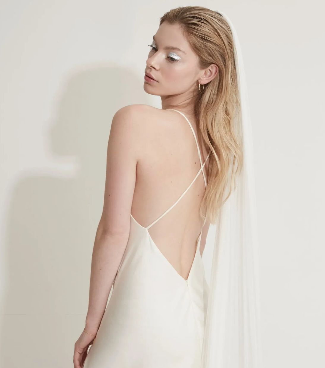 Luxe Minimal Veil