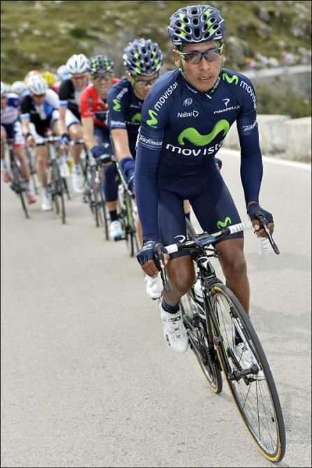 Nairo Alexander Quintana Rojas (Team Movistar) sets the pace