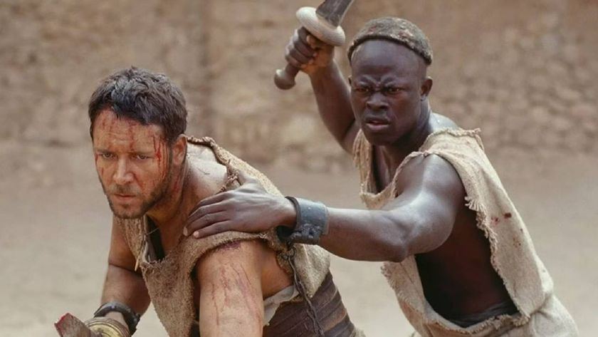 Russell Crowe and Djimon Hounsou in Gladiator